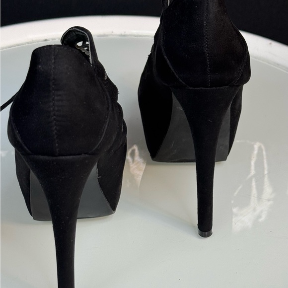 Chic Black Lace-Up Women's Heels - Picture 2 of 5